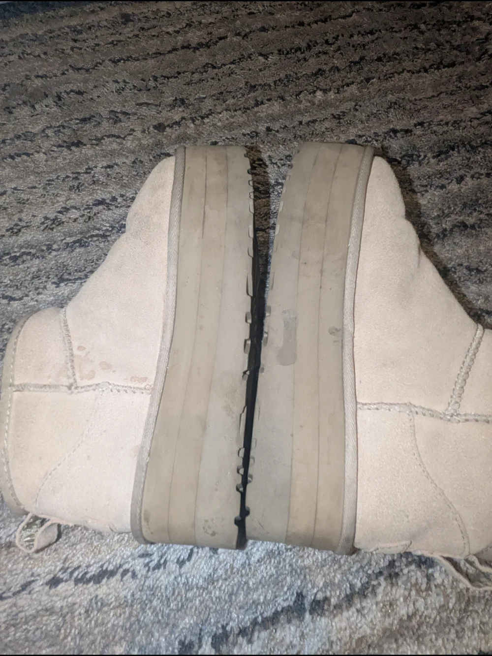UGG Womens Tan Suede Platform Ankle Bootie